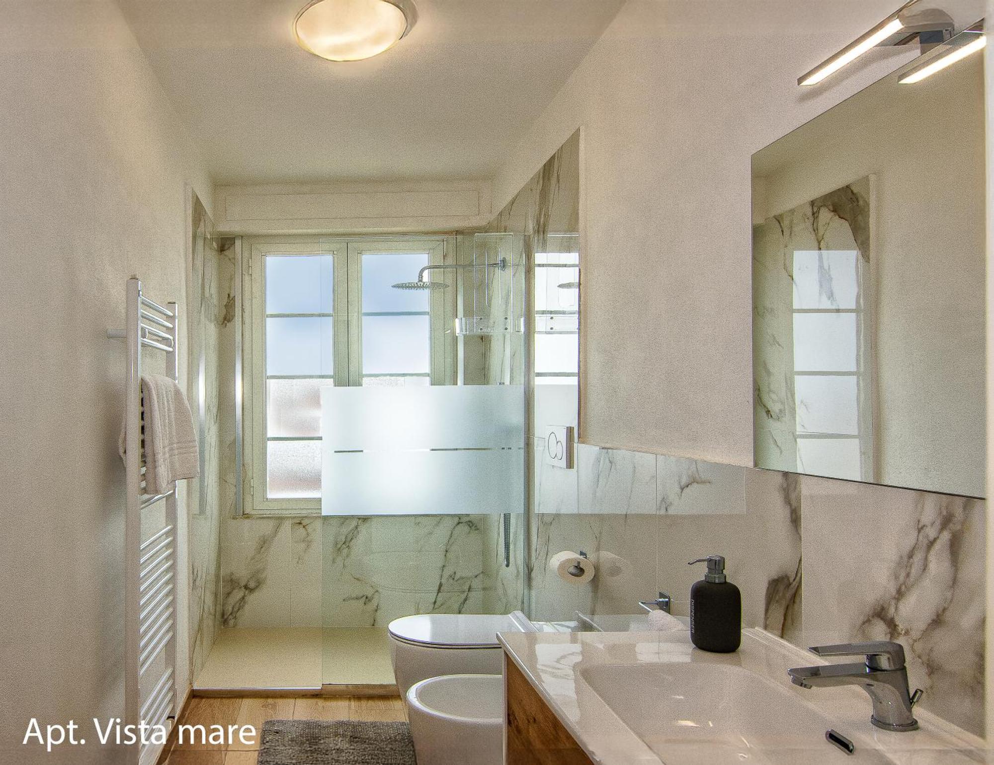 Amamare Apartments เวียเรจโจ ภายนอก รูปภาพ